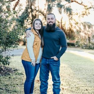 Meet your Posher, Leslie